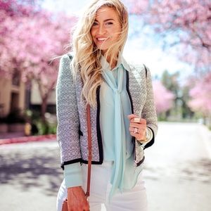 WHBM BLACK AND WHITE TWEED BLAZER SIZE 0